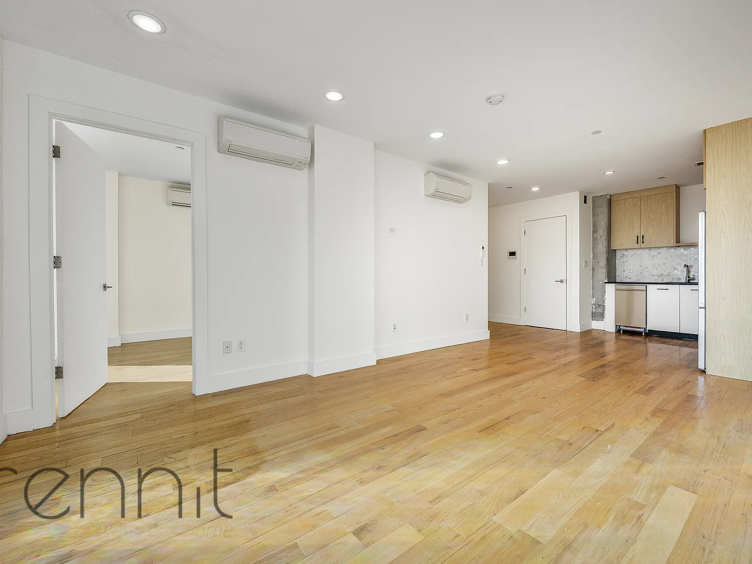 676 New York Avenue — Photo 2
