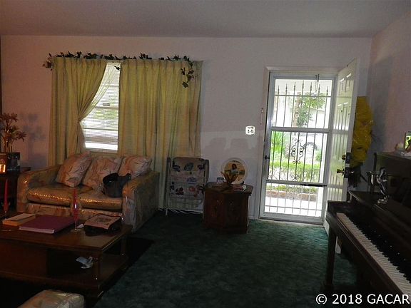 4th image of 1625 NE 15th Ter
