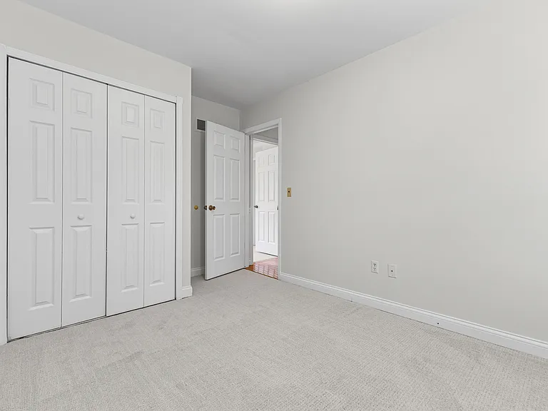 2907 Roundtree Dr — Photo 27