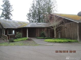 3070 Oak Bay Rd, Port Hadlock, WA 98339