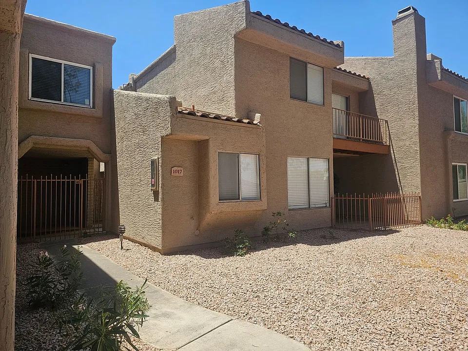 2834 S Extension Rd #1017