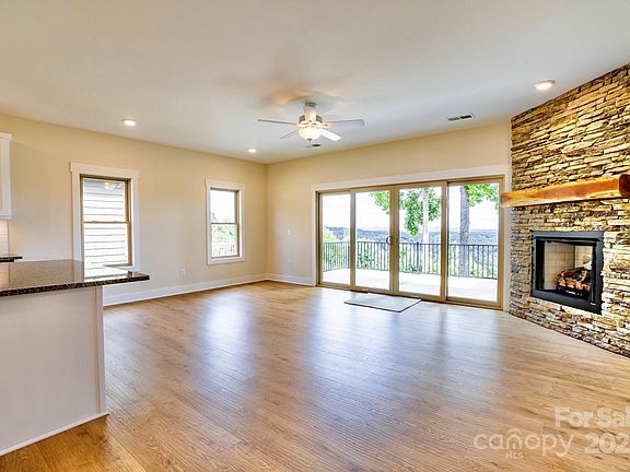5th image of 1387 River Club Rdg