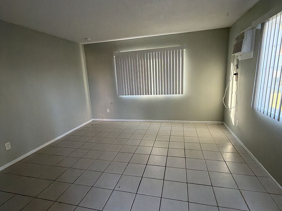 1st image of 849 Cherry Ave #B