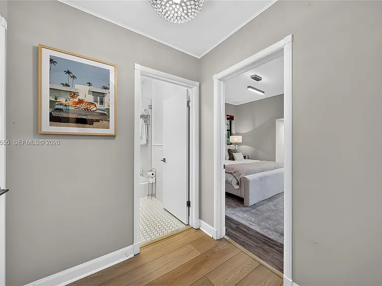 460 W Dilido Dr — Photo 27