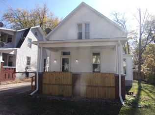 706 W Front St, Bloomington, IL 61701