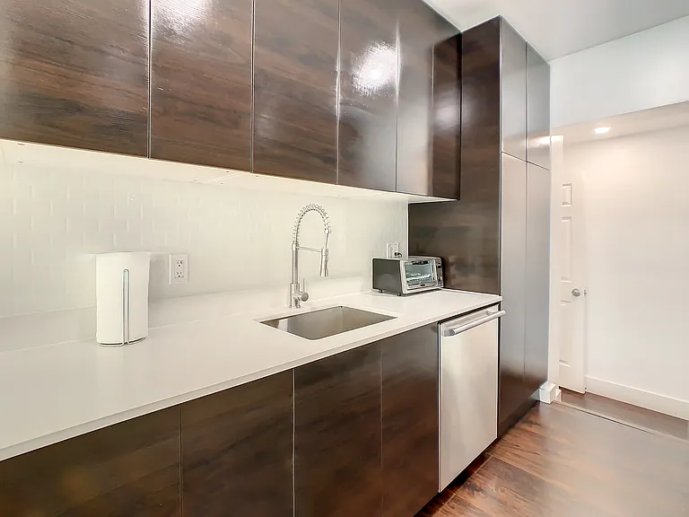 2700 SW 36th Ave #A — Photo 8