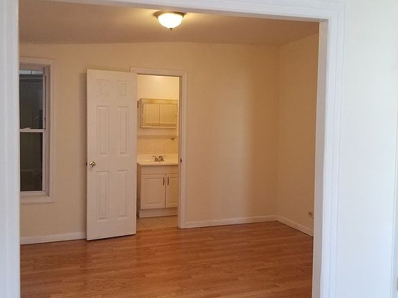 3rd image of 725 9th Ave APT 3A
