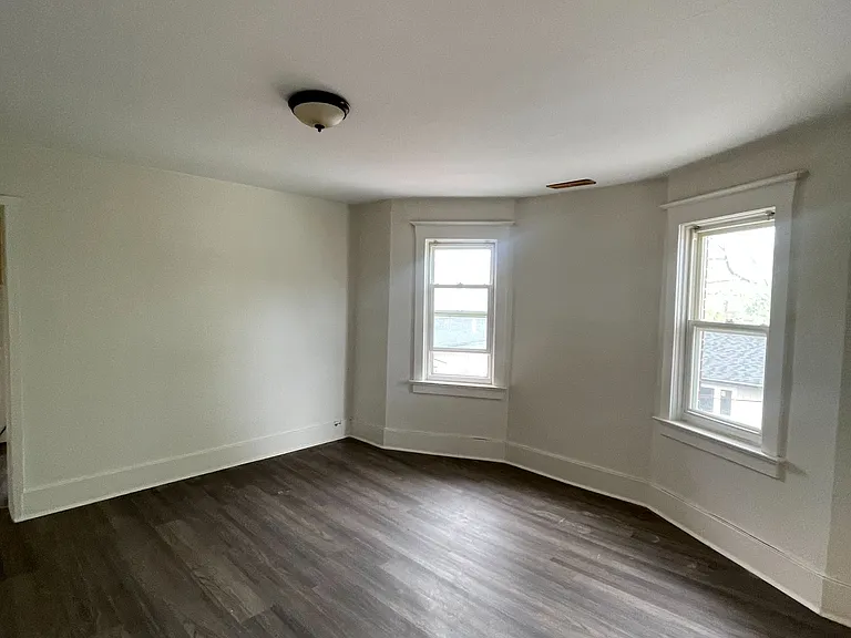 50 Middle St #2 — Photo 9