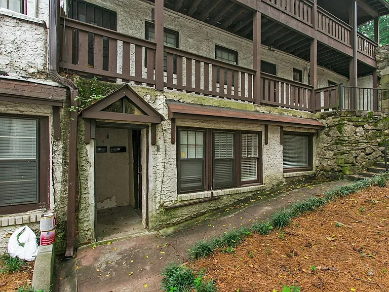 Manor Village — Photo 20