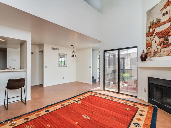 4279 N River Grove Cir, Tucson, AZ 85719