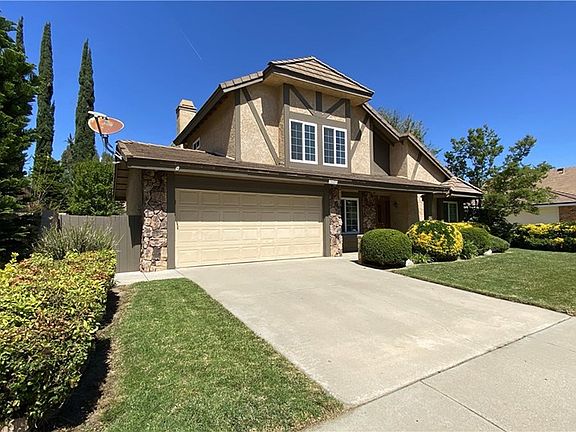 2nd image of 25589 Serena Dr