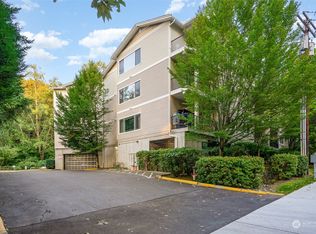 15000 Juanita Dr NE UNIT 307, Kenmore, WA 98028