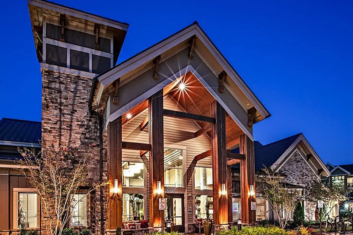 Artisan at Brightleaf apartments community photo