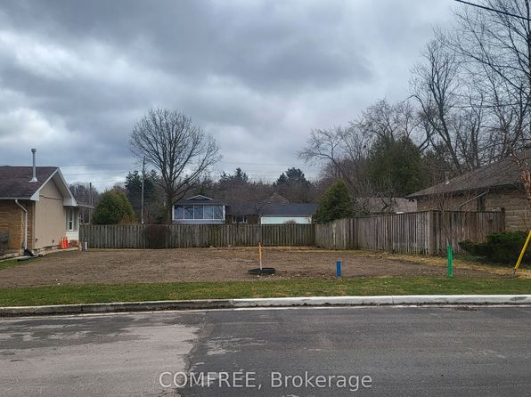 10 Lynwood Ave, Guelph, ON N1G 1P8
