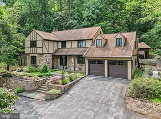 1200 Dunsinane Hl, Chester Springs, PA 19425