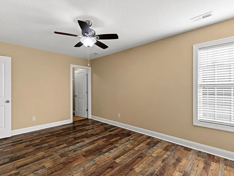 260 Cuddy Ct — Photo 18