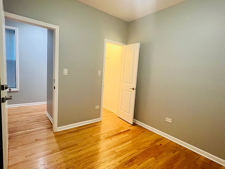 1750 W Cermak Rd #2 — Photo 11