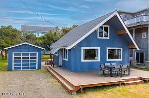 33565 Shore Dr photo 1