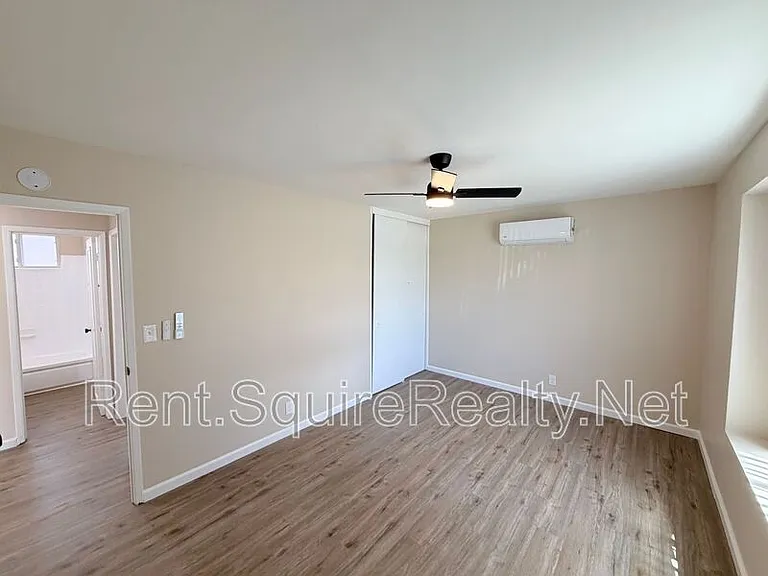 355 S Aspan Ave #MIDDLE HOUSE — Photo 10