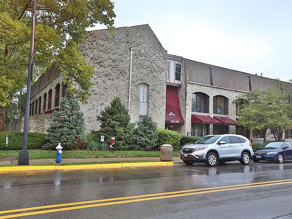 3rd image of 1204 Ashland Ave