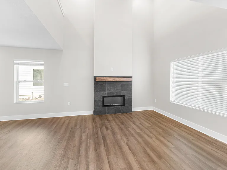 2707 Amelia Ln — Photo 9