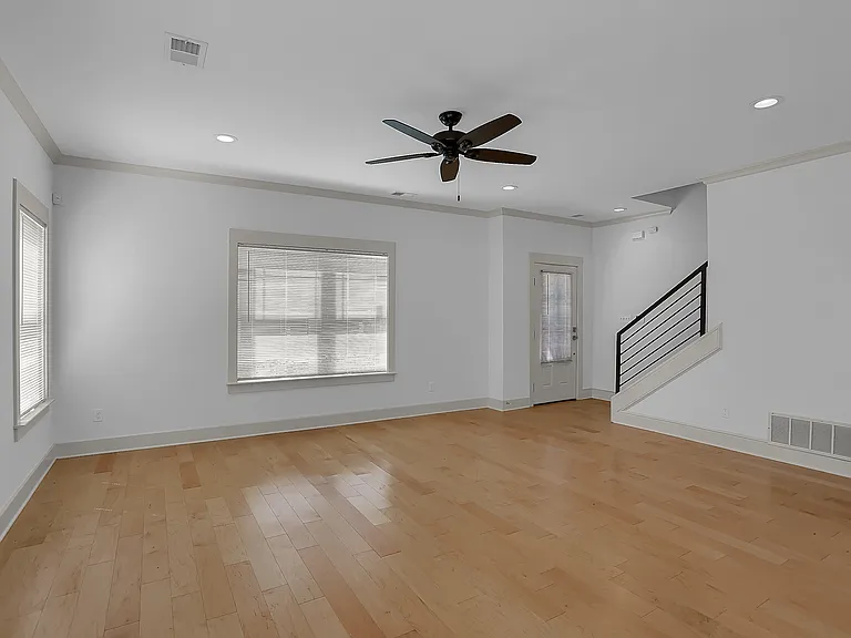 5018 Wilburn Ave — Photo 15