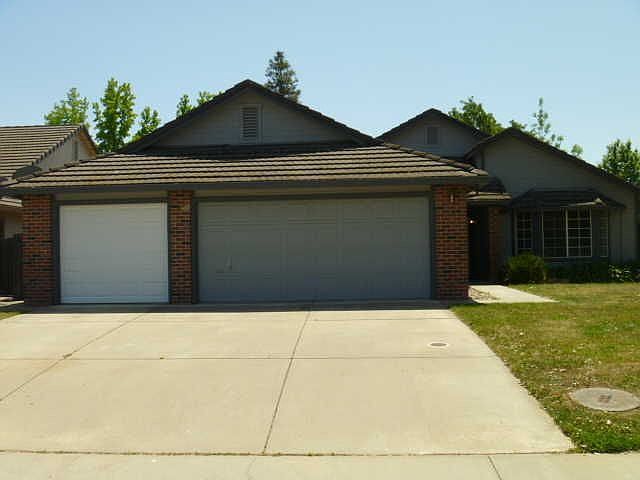 1st image of 6420 Laguna Park Dr