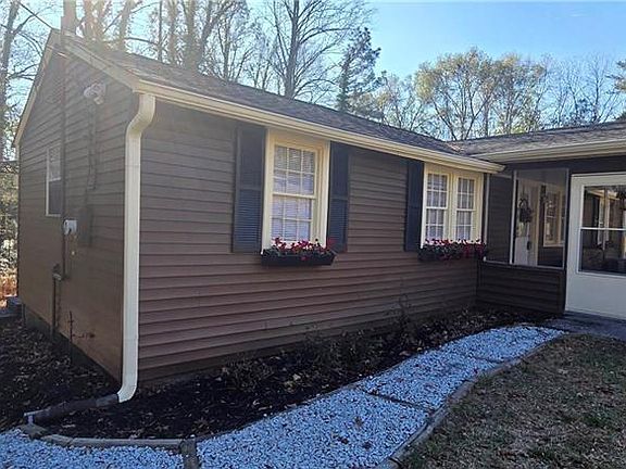 5th image of 7043 S Goddard Rd