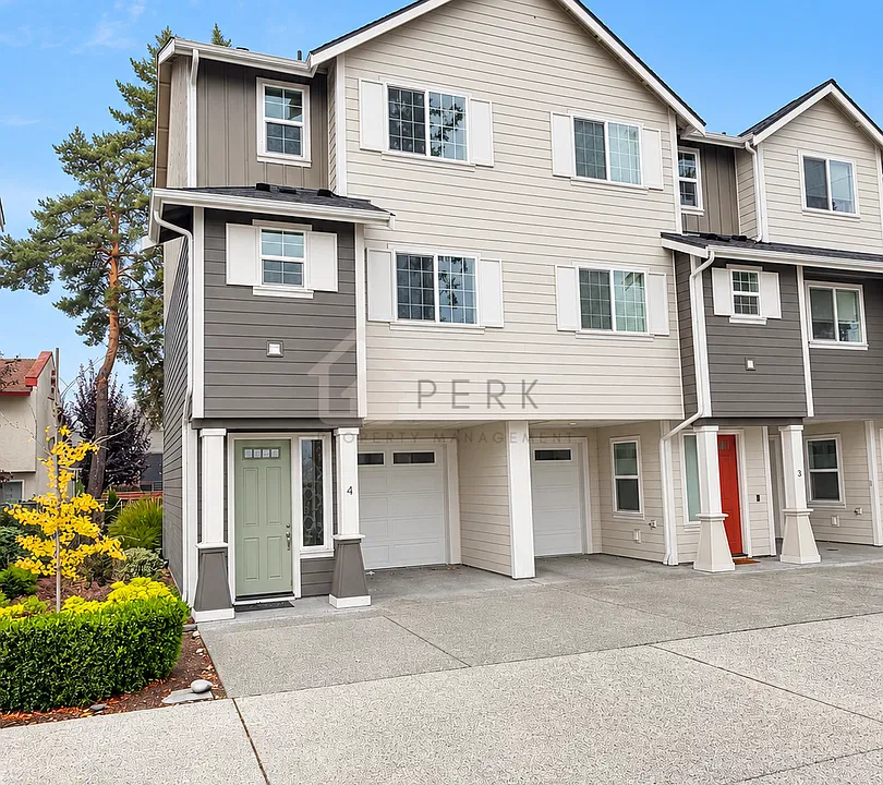 334 9th Ave SE #A-4