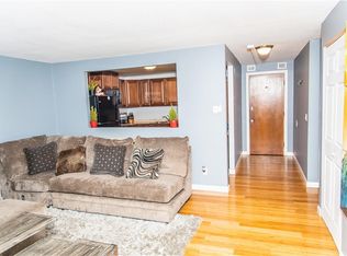 120 Pilgrim Pkwy APT 8, Warwick, RI 02888