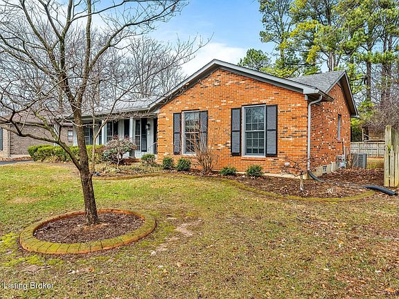 3rd image of 10617 Bracken Branch Ct