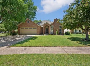 3812 S Poplar Ave, Broken Arrow, OK 74011