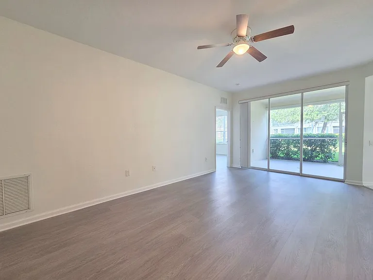 5345 Maxon Ter — Photo 7