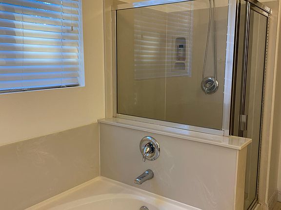 3rd image of 8404 Starlily Ct