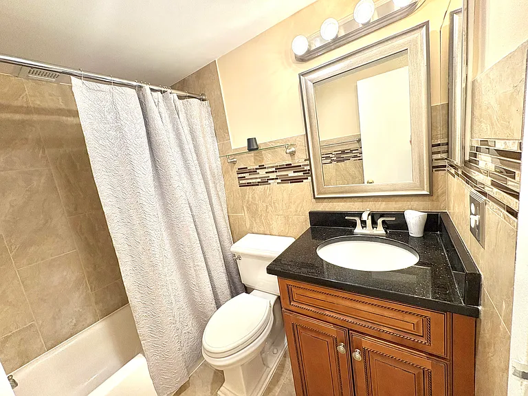 3101 S Manchester St #806 — Photo 18