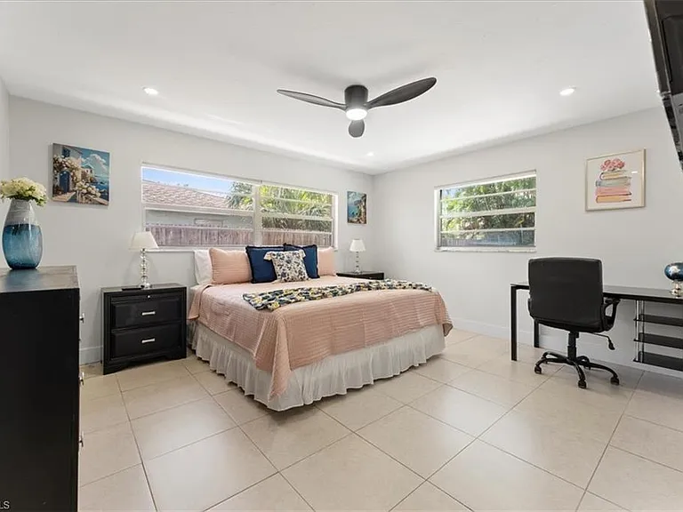 2250 Poinciana St — Photo 19