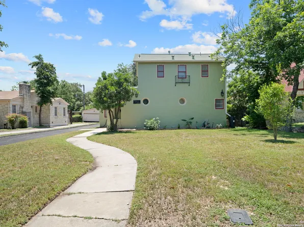 348 THOMAS JEFFERSON DR, San Antonio, TX 78228