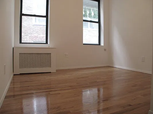 Rented by Roseann Lettieri Realty | media 12