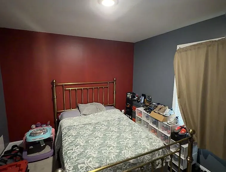 4 Patricia Ln — Photo 13