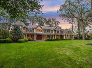 27 Sheppard Dr, Montvale, NJ 07645