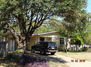 2002 Hardy Cir, Austin, TX 78757