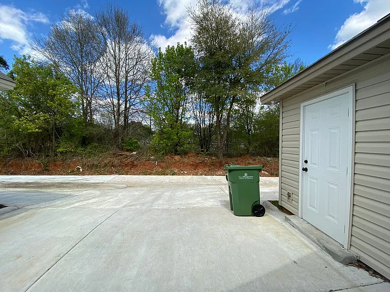 6228 Burbank Crossing Loop — Photo 47