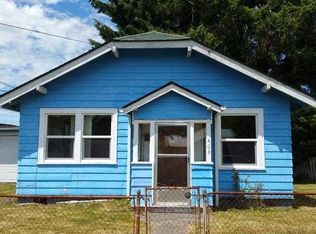 408 D St, Cosmopolis, WA 98537