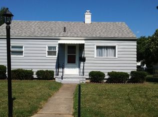 2010 Chapin St, South Bend, IN 46613