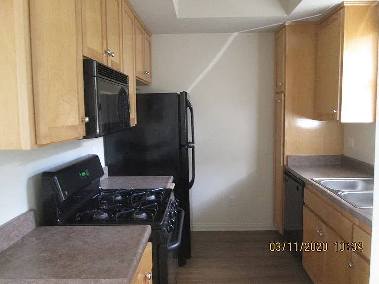 Lido Apartments - 3707 Motor Ave — Photo 3