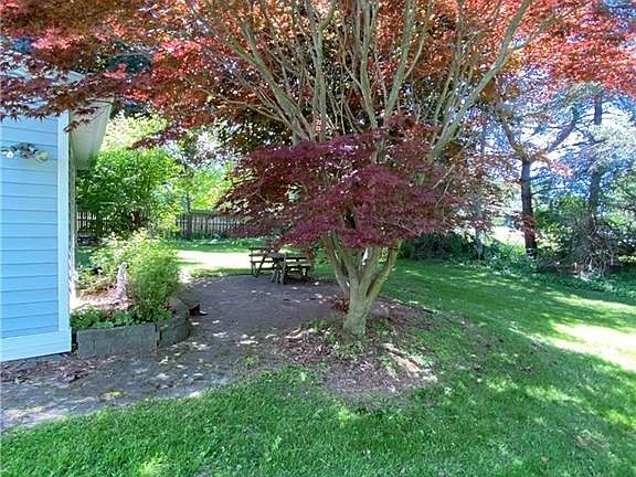 2nd image of 101 Sylvan Way