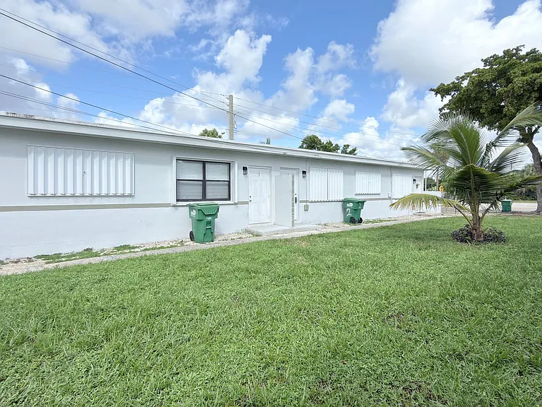 1010 Opa Locka Blvd #3 — Photo 3