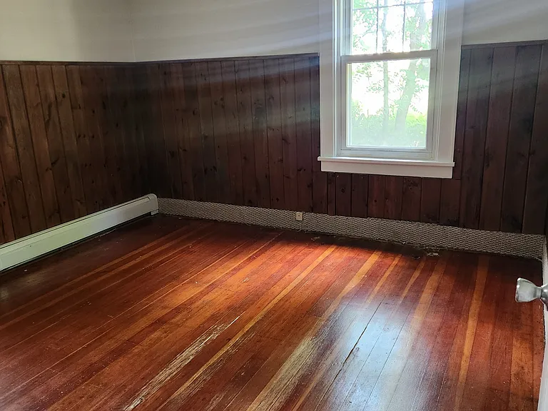 56 Old Indian Rd — Photo 9