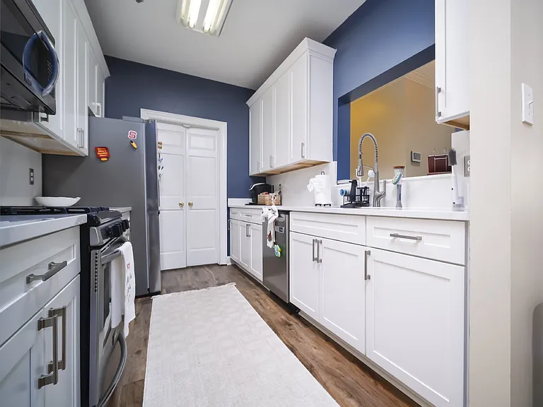5609 Fairview Rd #3 — Photo 16