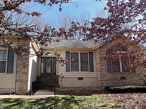 1st image of 138 Hertford Dr